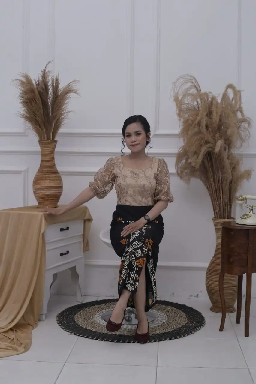 Junita Torro Datu (Brevet AB-9 | Karyawan) Junita Torro Datu (Brevet AB-9 | Karyawan)